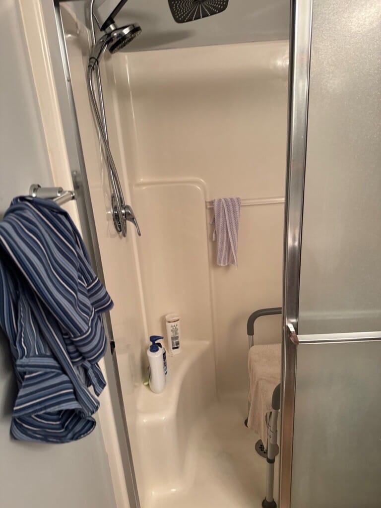 Before - Shower Remodel, Arrow Ridge Rd, Lincoln, NE 68506