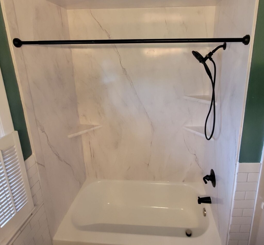 After - Bath & Shower combo, Xavier St, Denver, CO 80219