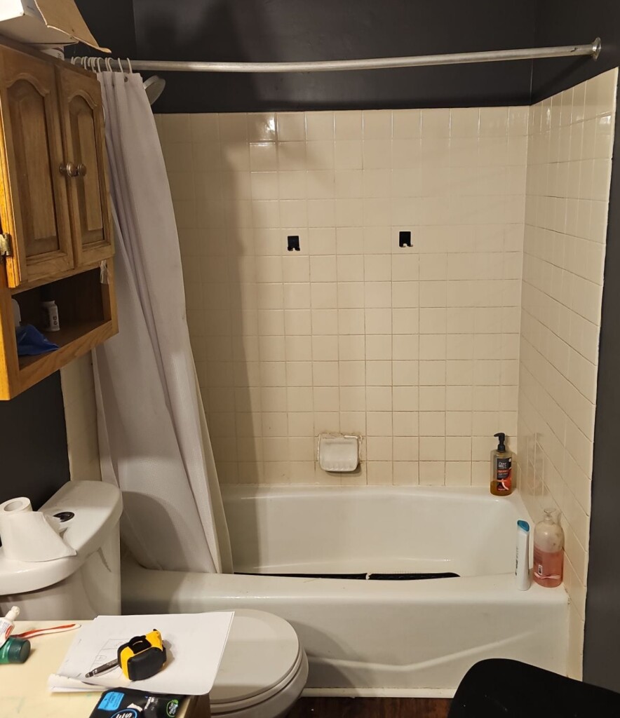 Before - Bath & Shower combo, Callan Dr, Indianapolis, IN 46254