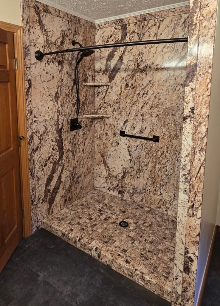 After - Shower Remodel, Winters Private Dr, Elizabethton, TN 37643