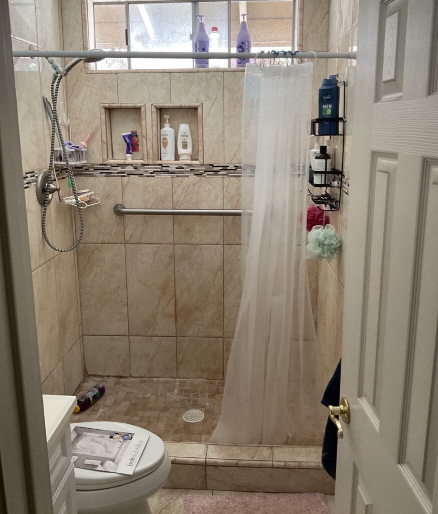 Before - Shower Remodel, W Progresso St, Santa Ana, CA 92703