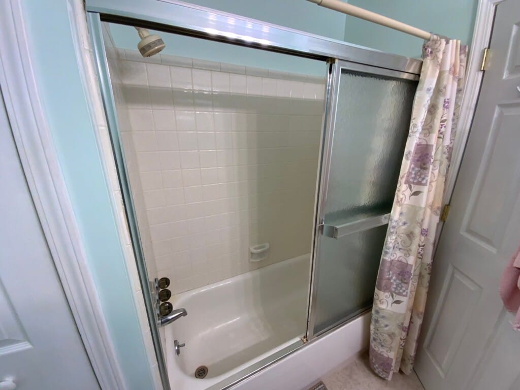 Before - Tub To Shower Conversion, Don Shenk Dr, Swartz Creek, MI 48473