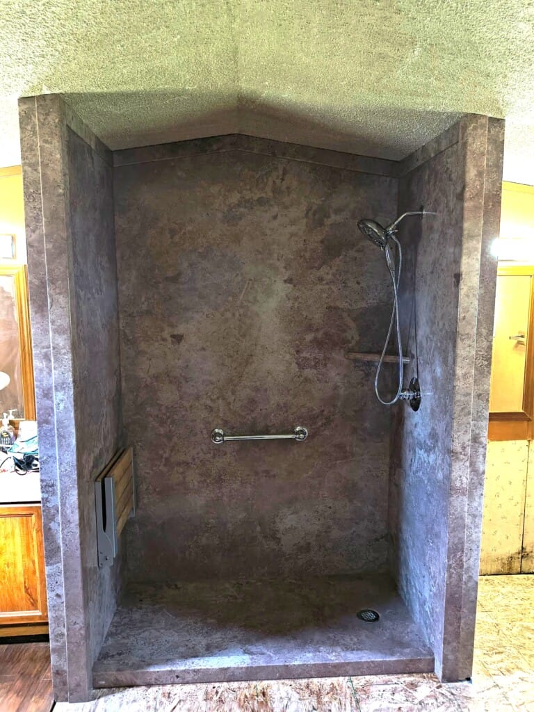 After - Shower Installation, Davis St, New Straitsville, OH 43766