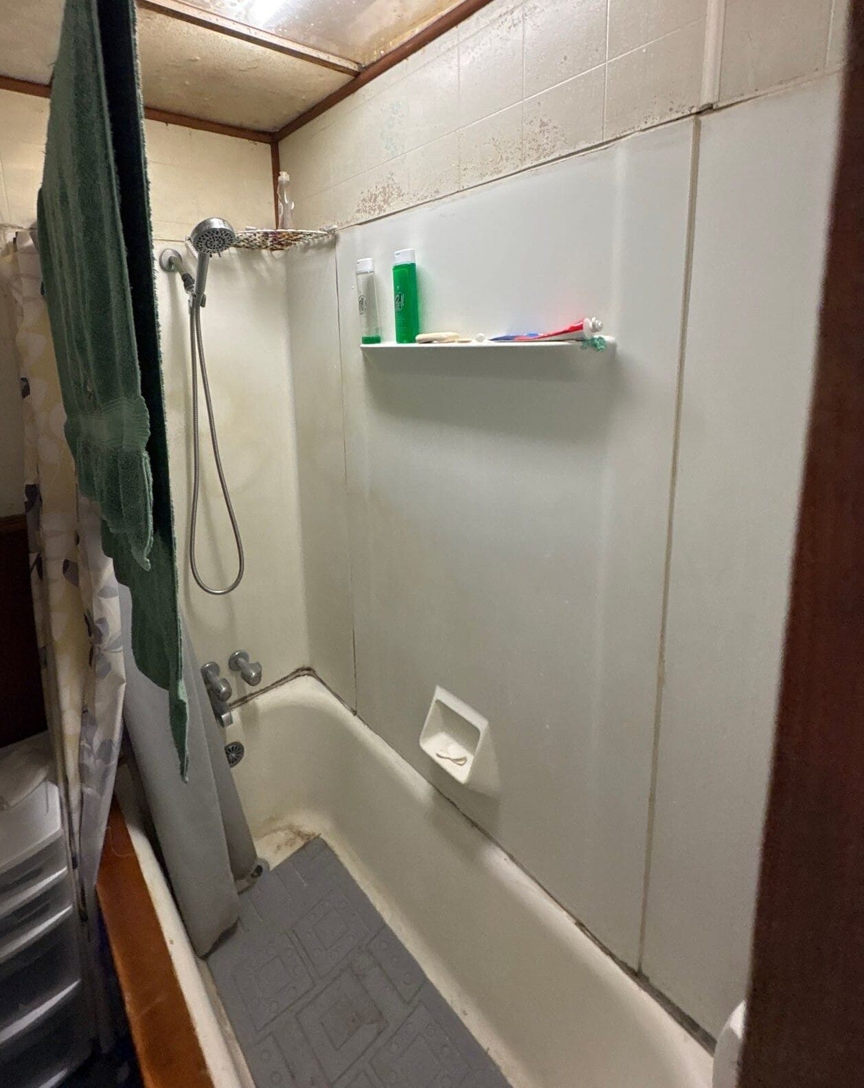 Before Bath Remodel