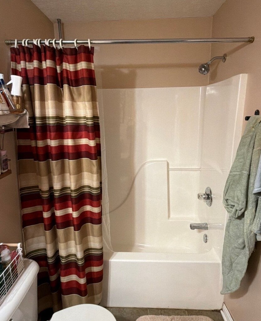 Before - Walk-in Shower Install, Hendersonville, TN, Hendersonville, TN 37075