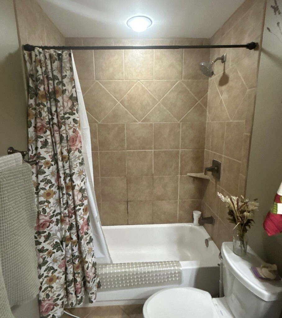 Before - Walk-in Shower Install, Saxony Trce, Alpharetta, GA 30005