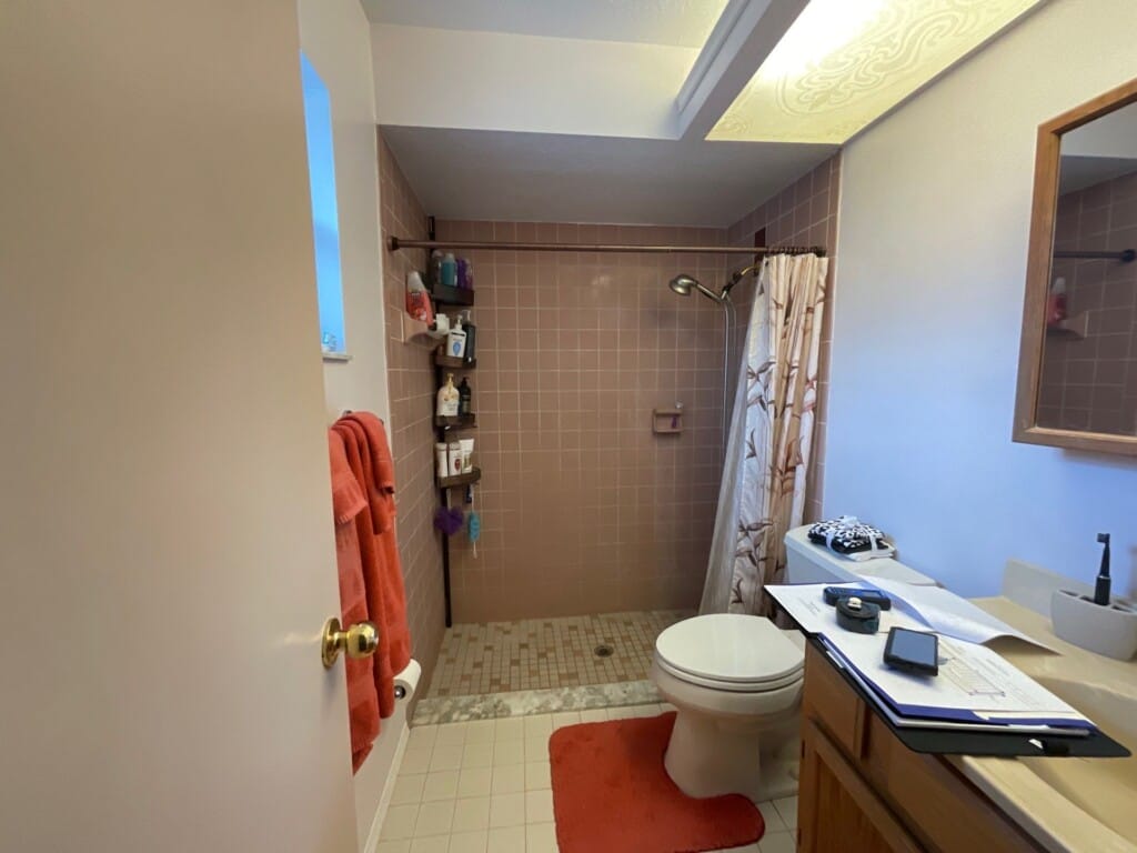 Before - Shower Remodel, Armadillo Ave, Spring Hill, FL 34609