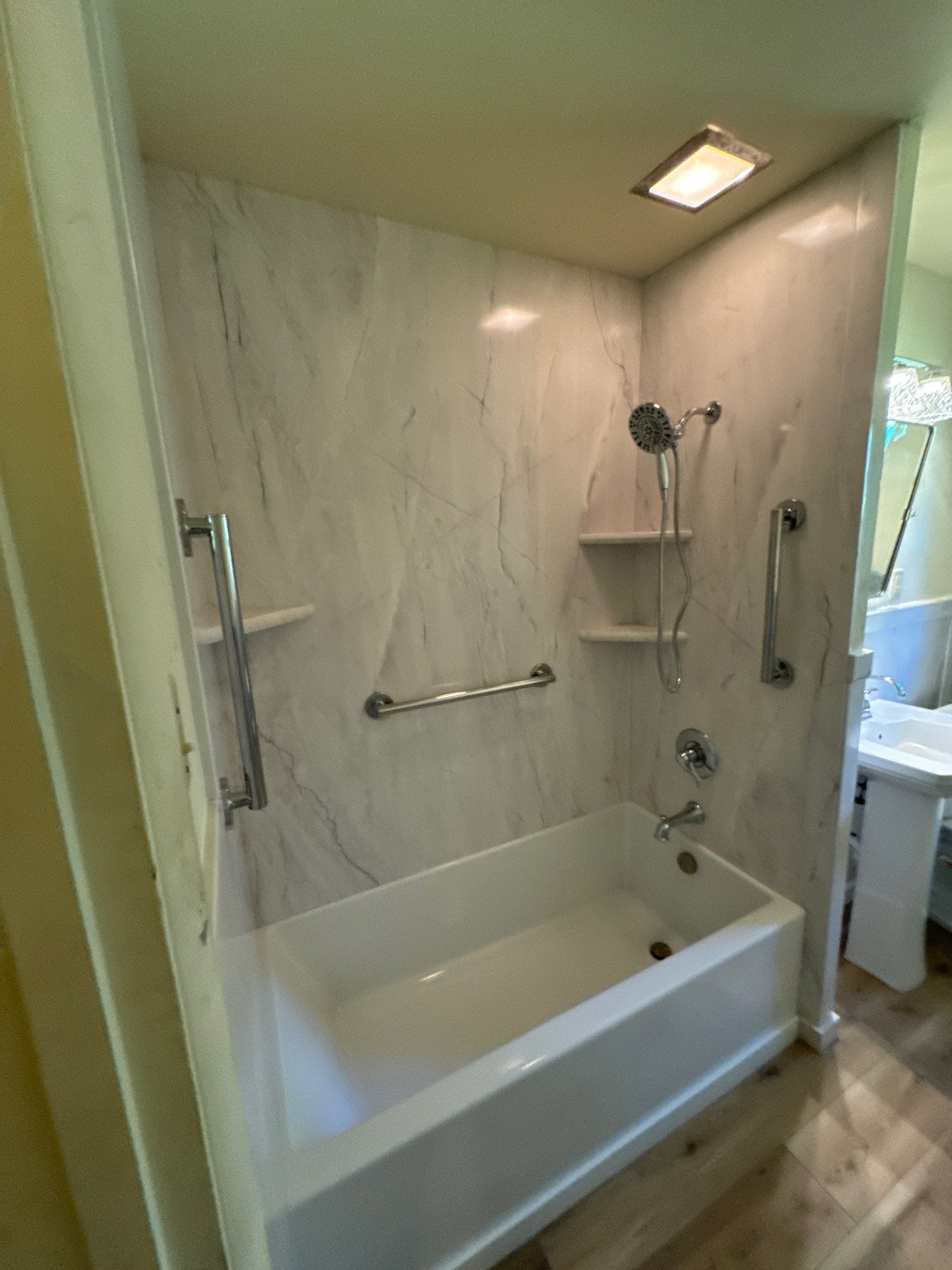 New Bathtub Installation, Haney Dr, Austin, TX 78723