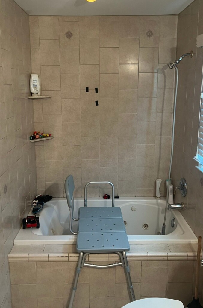 Before - Walk-in Shower Install, Ocean Breeze Ct, Mount Pleasant, SC 29464