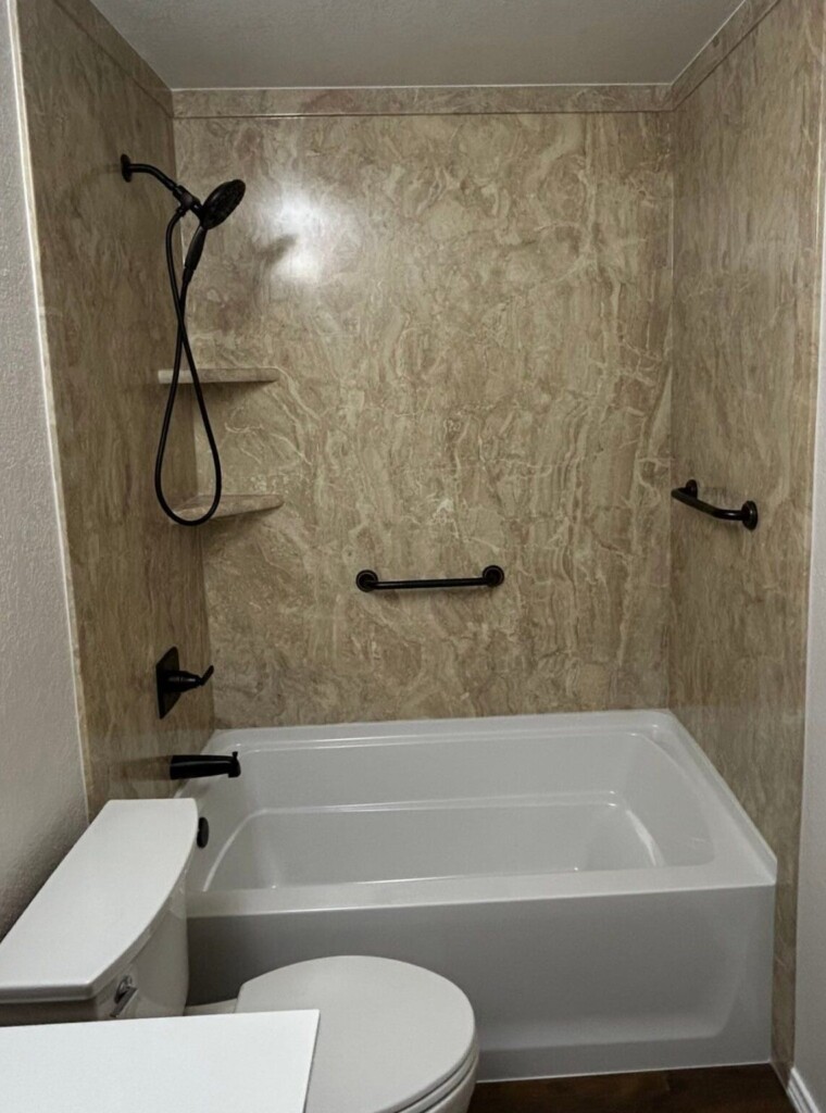 Before - New Bathtub Installation, Rybovich Ln, Mansfield, TX 76063