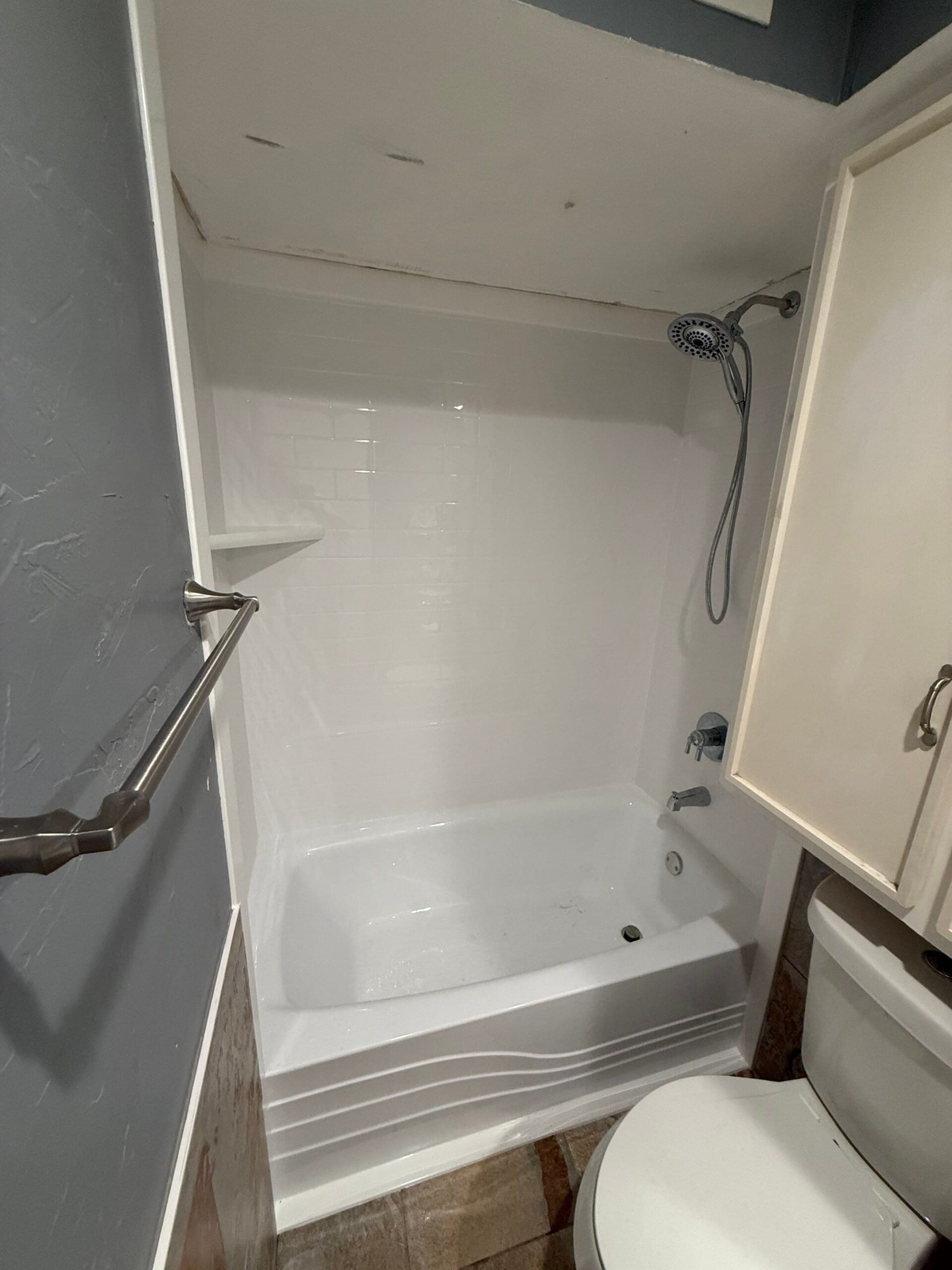 New Bathtub Installation, Park Central Pl, Unit B, Dallas, TX 75230