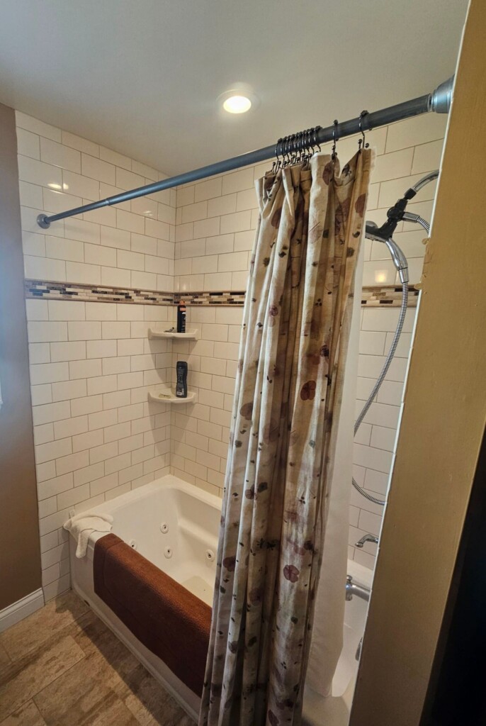 Before - Walk-in Shower Install, Hamline Ave S, Saint Paul, MN 55105