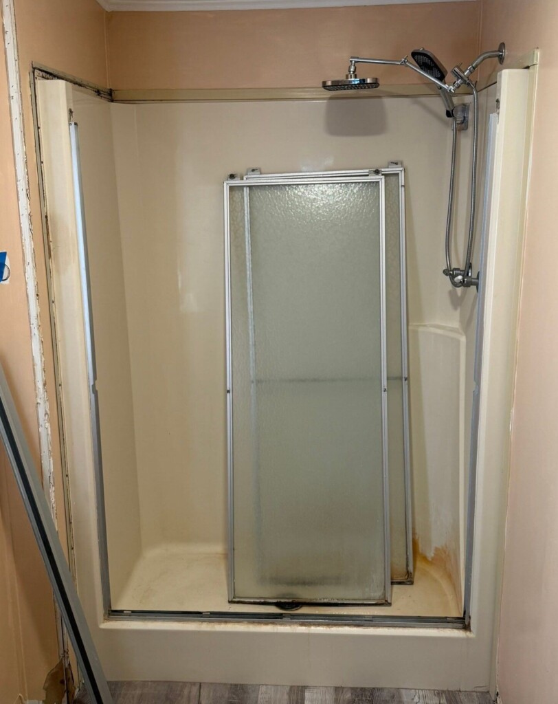 Before - Walk-in Shower Install, Barnside Pl, Tampa, FL 33635
