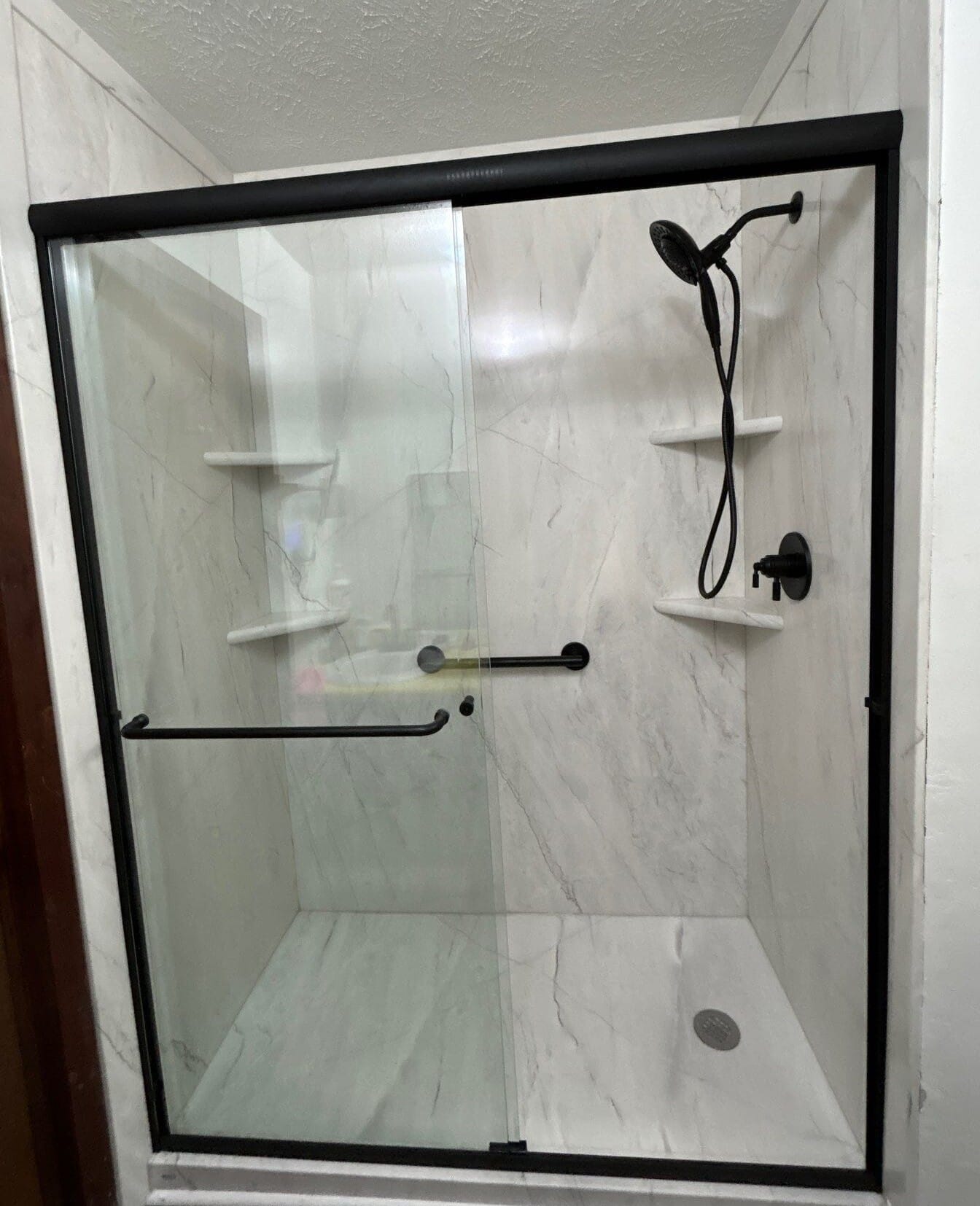 Walk-in Shower Install, NE Rock Island Ave, Peoria, IL 61603