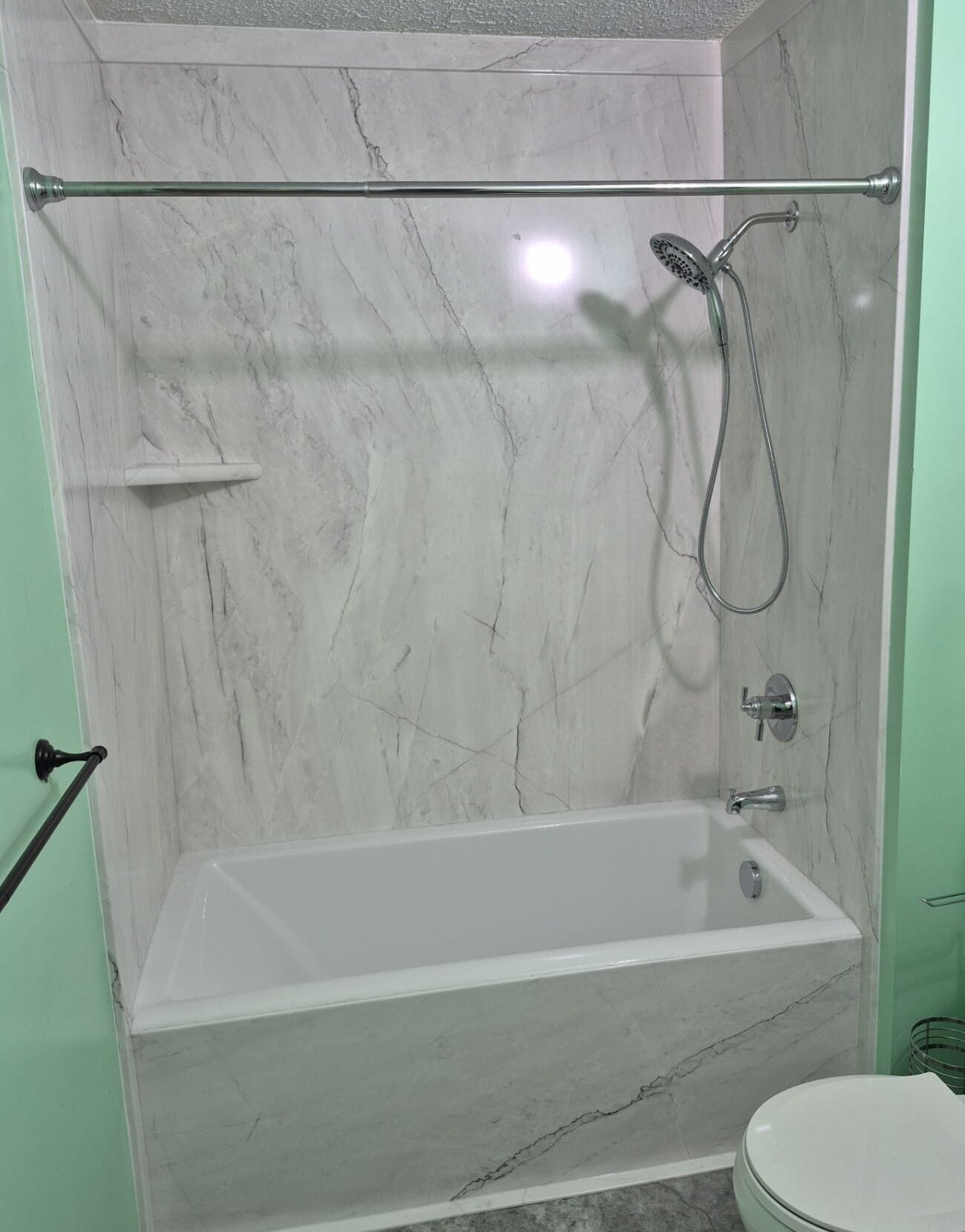 New Bathtub Installation, Mall Blvd, Savannah, GA 31406