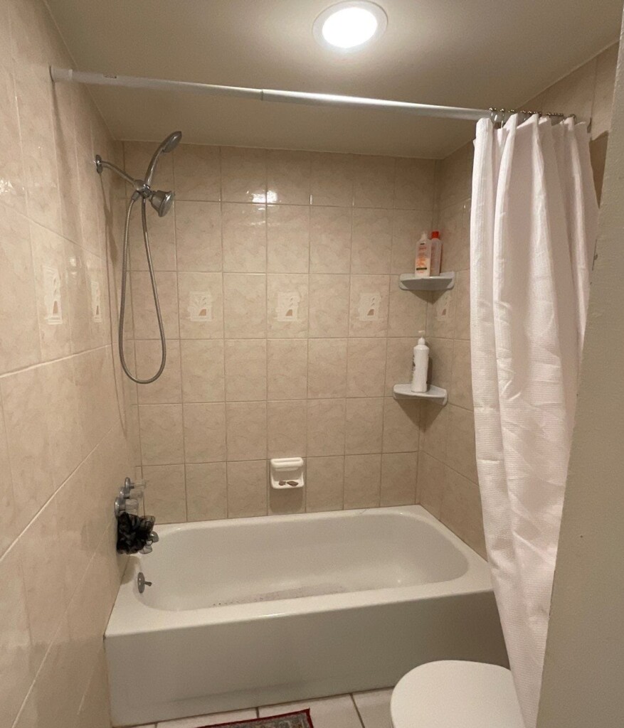 Before - New Bathtub Installation, Gulf Blvd, Saint Petersburg, FL 33708