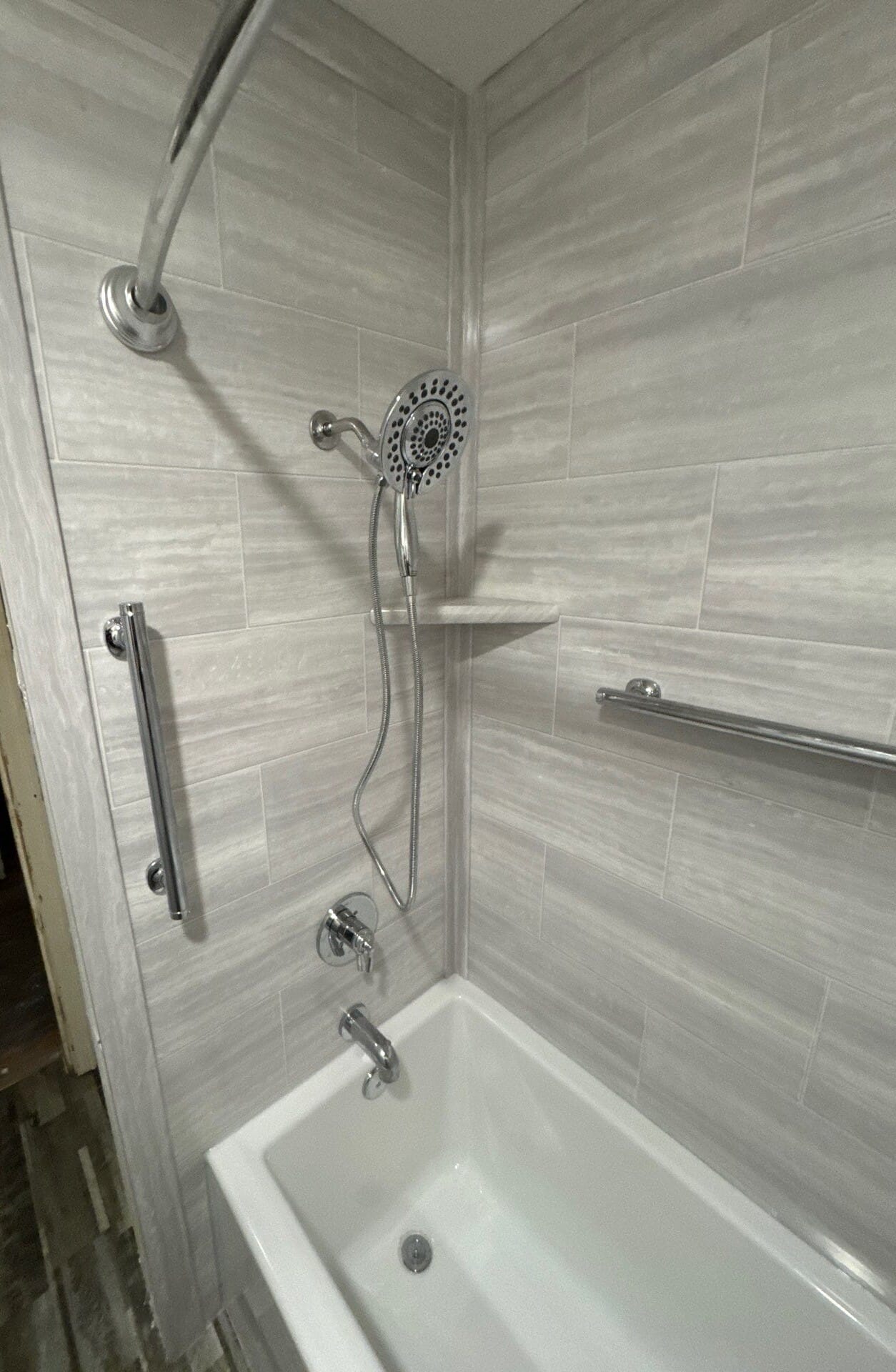 New Bathtub Installation, E 65th St, Savannah, GA 31405