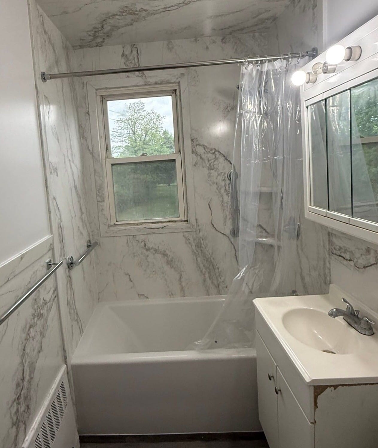 New Bathtub Install, Winchester Ave, 2c, Yonkers, NY 10710