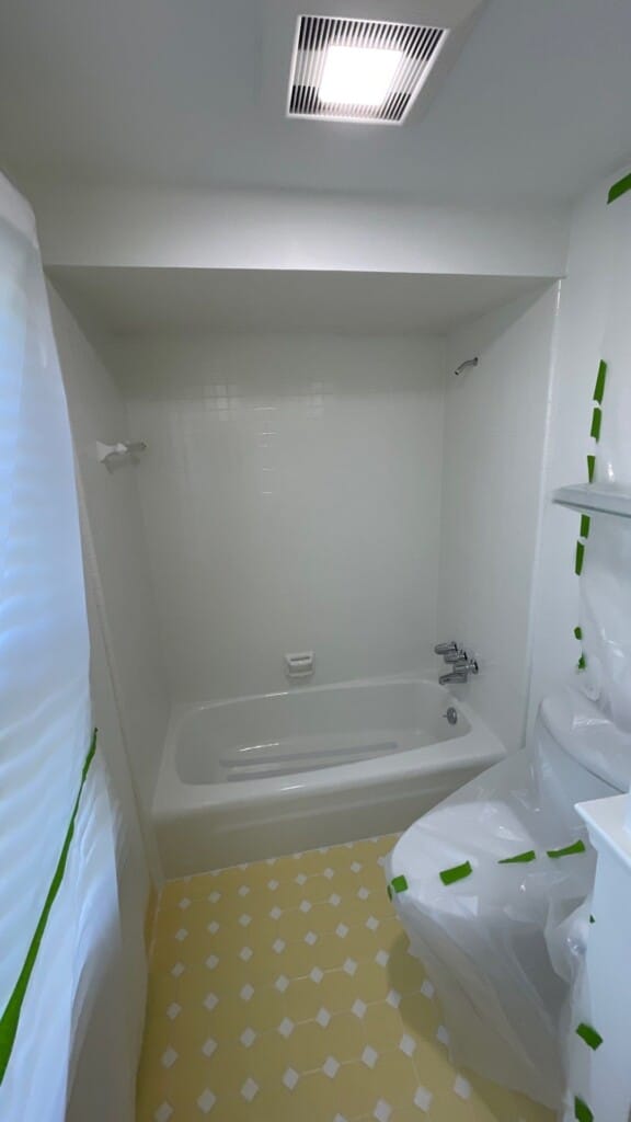 Before - New Bathtub Installation, Old Pond Way, West Bloomfield, MI 48323
