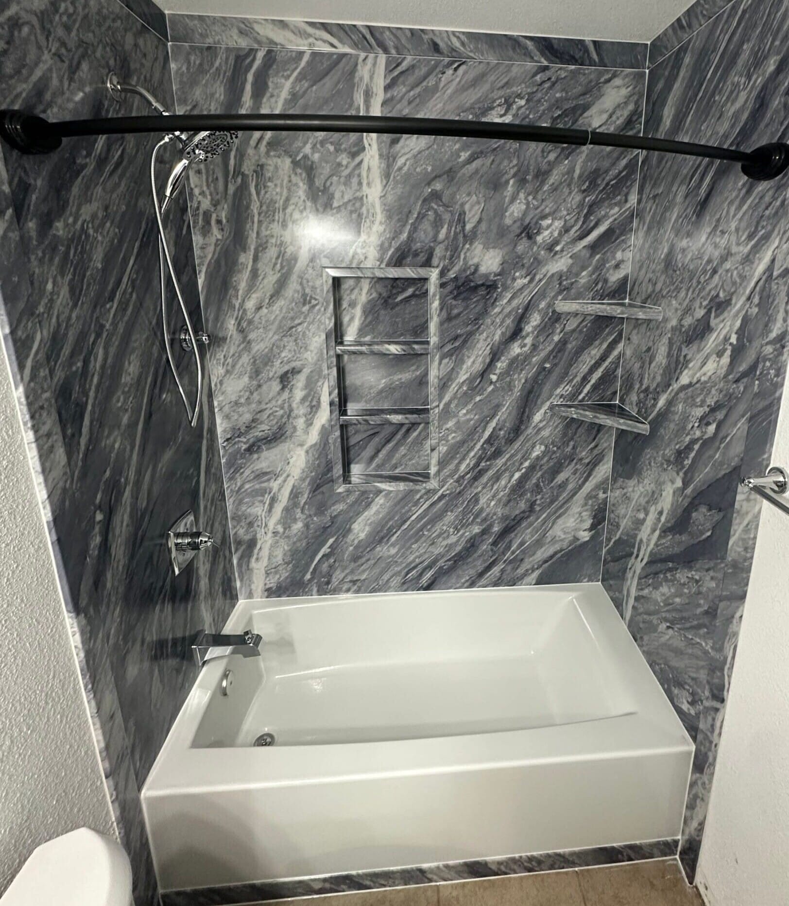 New Bathtub Installation, W Townley Ave, Glendale, AZ 85302