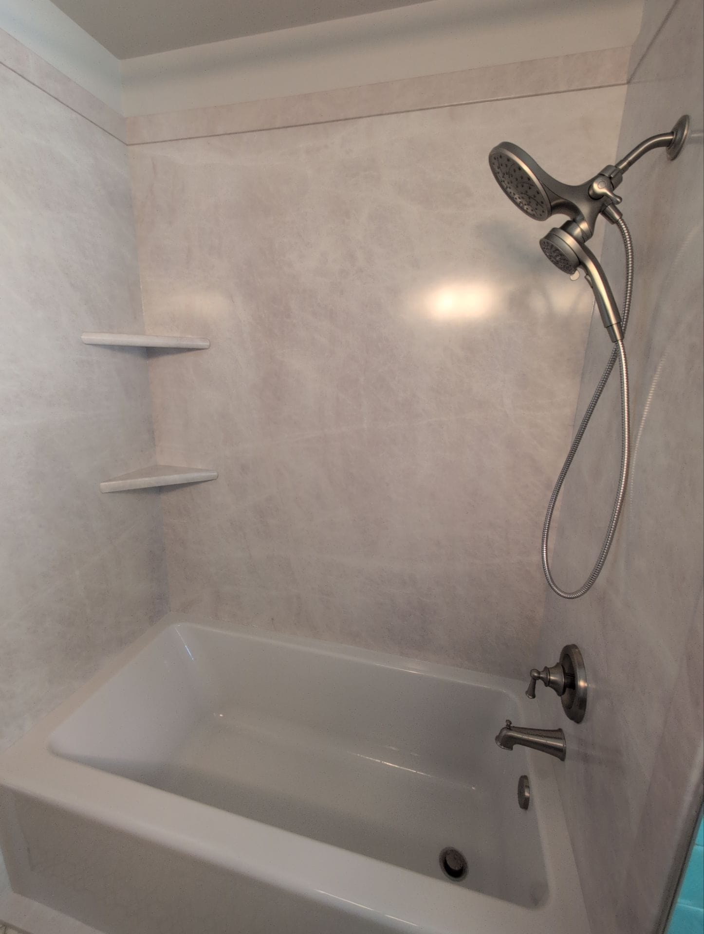 New Bathtub Installation, Elm St, Fort Collins, CO 80521