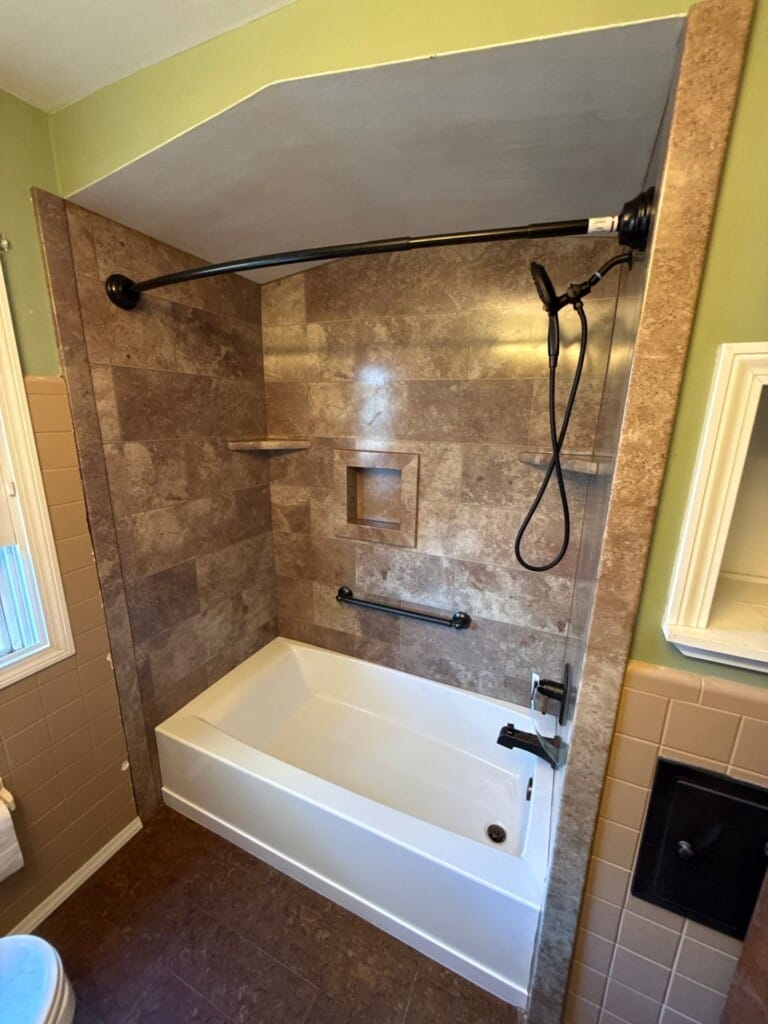 After - New Bathtub Installation, Bayview St. Saint Clair Shores, MI 48081
