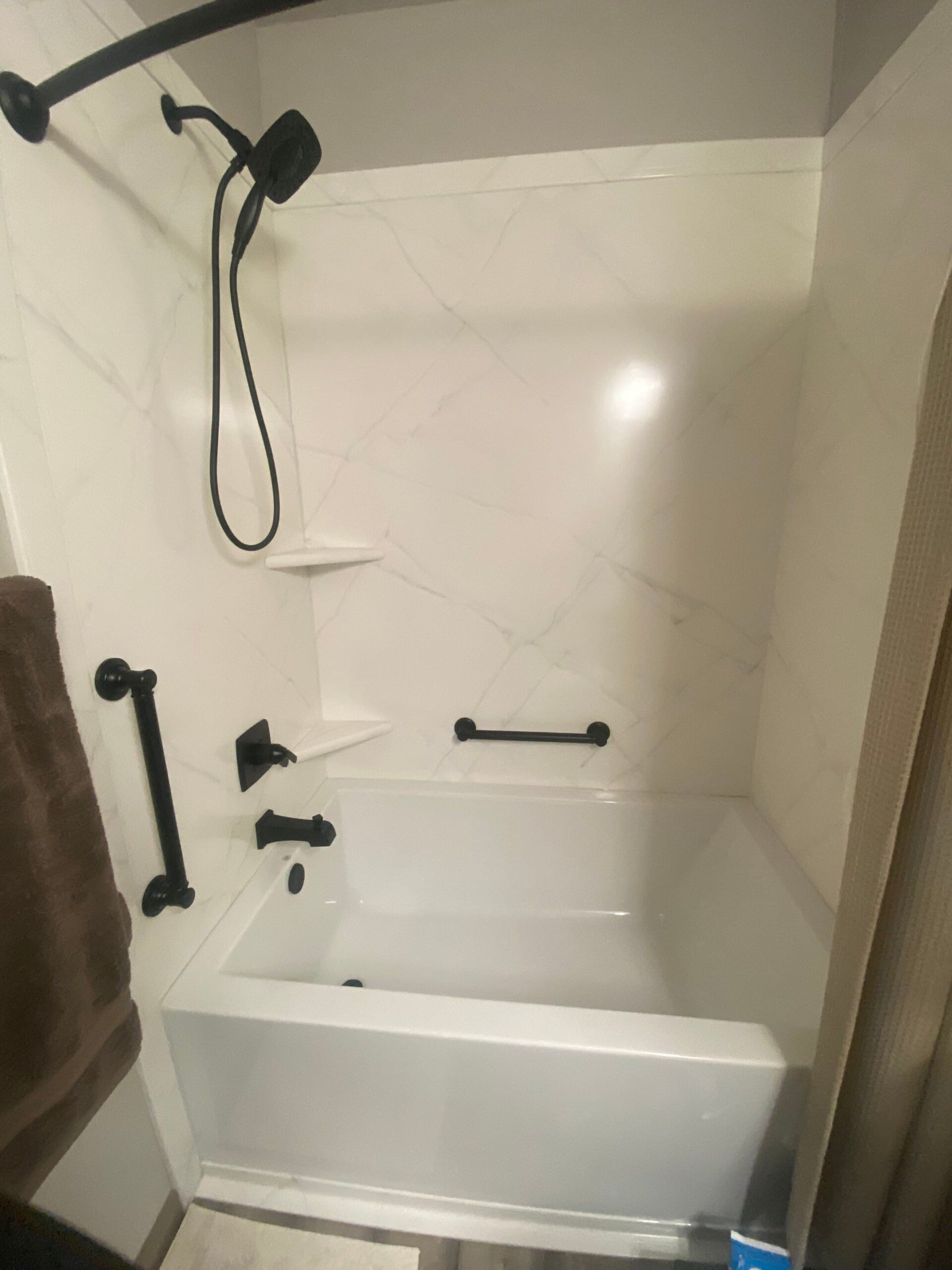 Shower to Tub Conversion, S Whisper Creek Pl, Sioux Falls, SD 57108