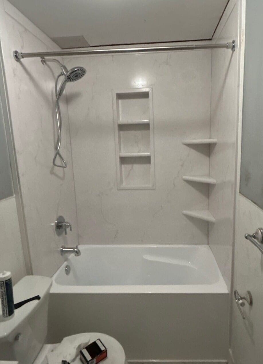 New Bathtub Installation, Union St, Manchester, NH 03104
