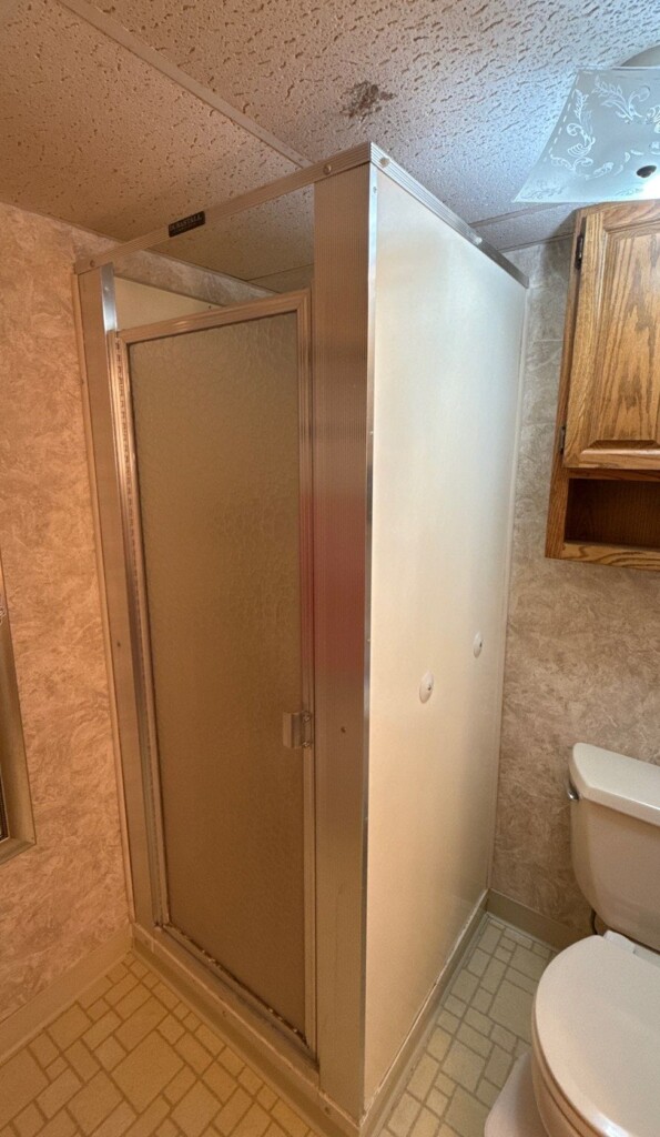 Before - Shower Remodel, S Roberts Dr, Sioux Falls, SD 57104