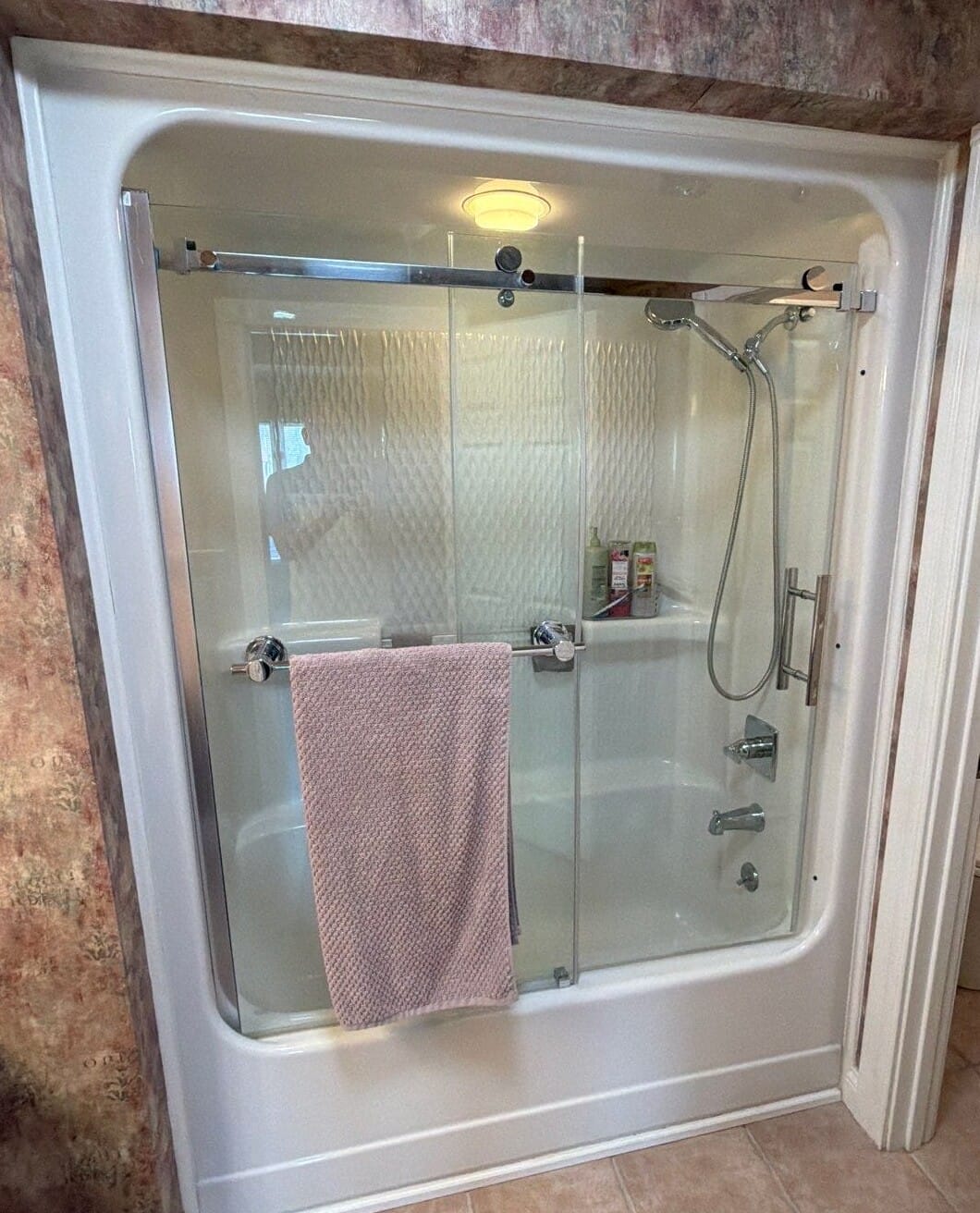 New Bathtub Installation, Pecan Rich Ct, Owensboro, KY 42301