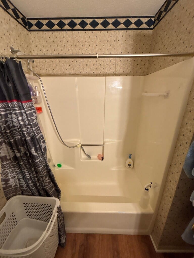 Before - Walk-in Shower Install, Gleneagles Dr, Albany, GA 31707