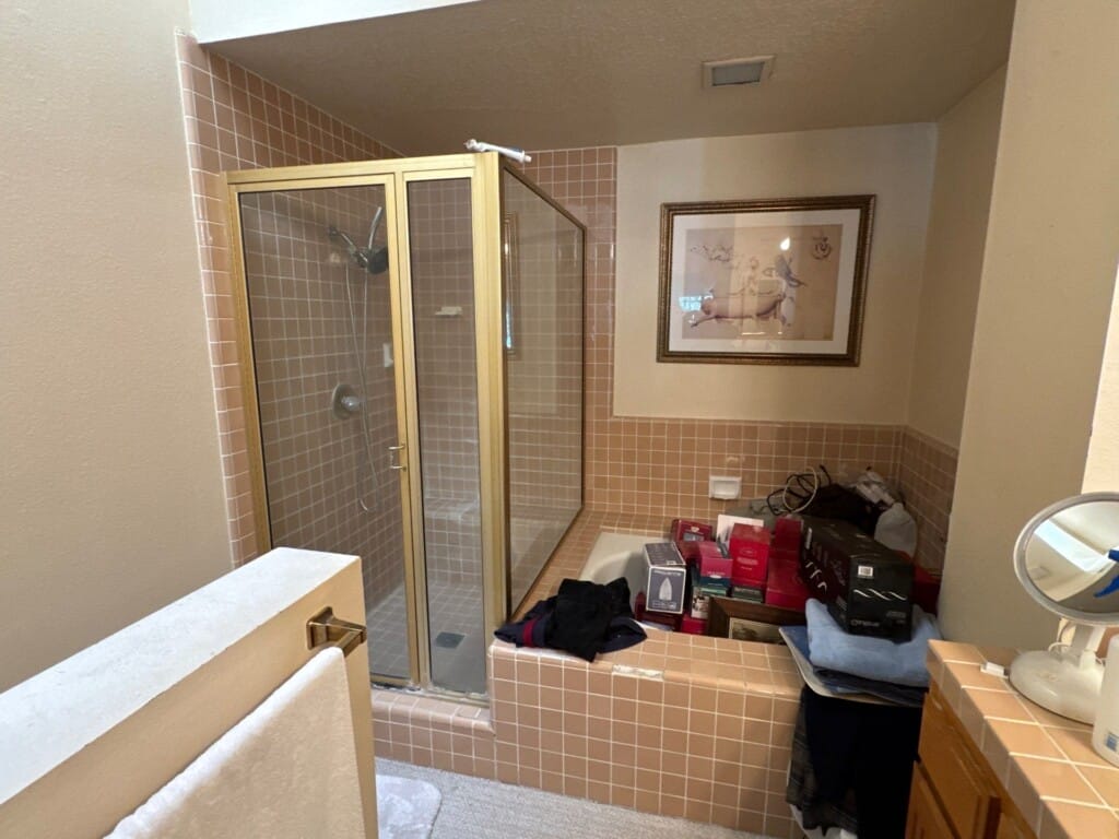 Before - Bathroom Remodel, Pompano Ln, townhouse 102, Huntington Beach, CA 92648