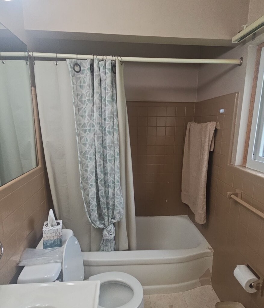Before - Tub To Shower Conversion, Forestberry Ct, Milford Charter Township, MI 48381