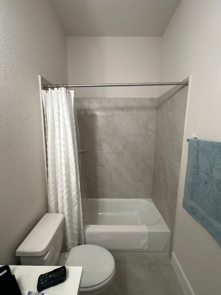 Before - Walk-in Shower Install, Kellogg Ln, Bastrop, TX 78602