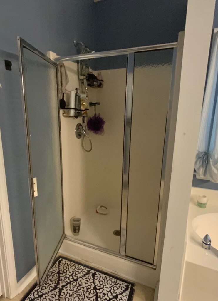 Before - Shower Remodel, Waterford Ln, Powder Springs, GA 30127