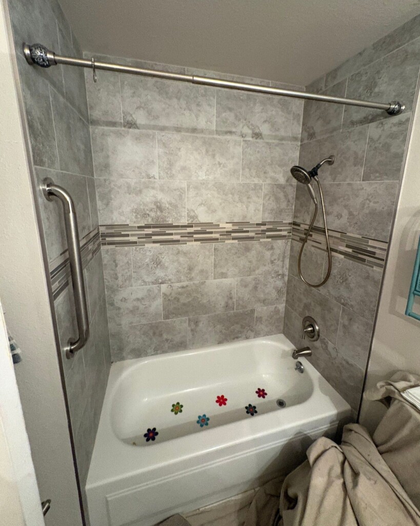 Before - Walk-in Shower Install, Lancelot Dr, Sacramento, CA 95842