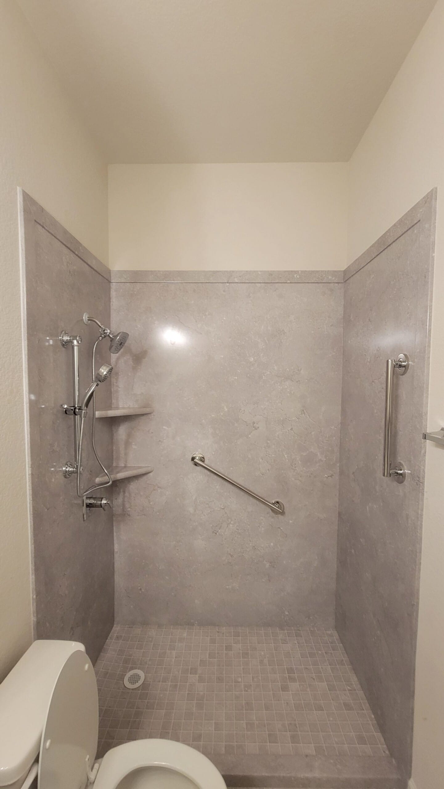 Walk-in Shower Install, Kellogg Ln, Bastrop, TX 78602