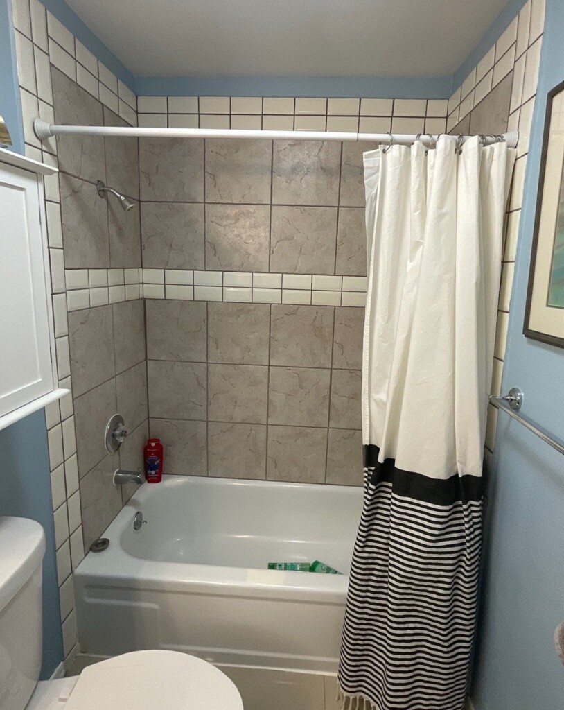 Before - Bath & Shower Combo, W Montebello Ave • Glendale, AZ 85303