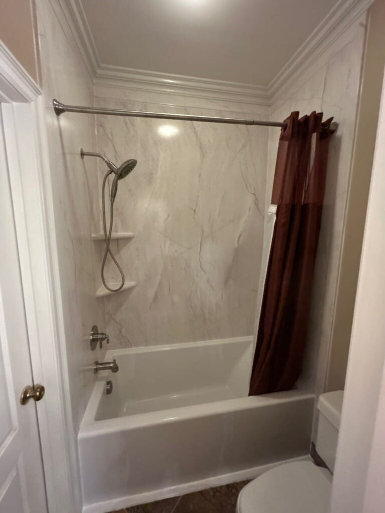 After - Bath & Shower Combo, Ruthwood Dr, Lafayette, LA 70503