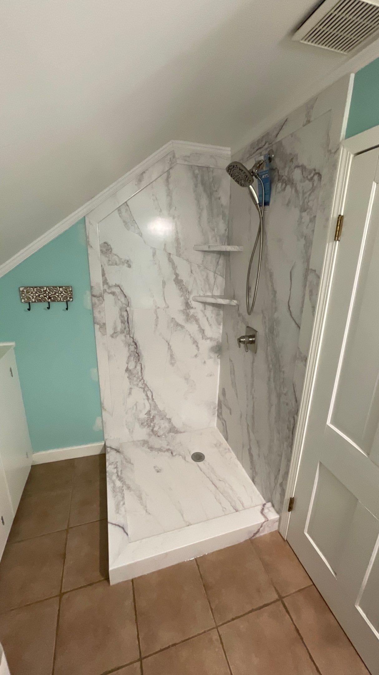 Shower Installation, East Cambourne Street, Ferndale, MI 48220