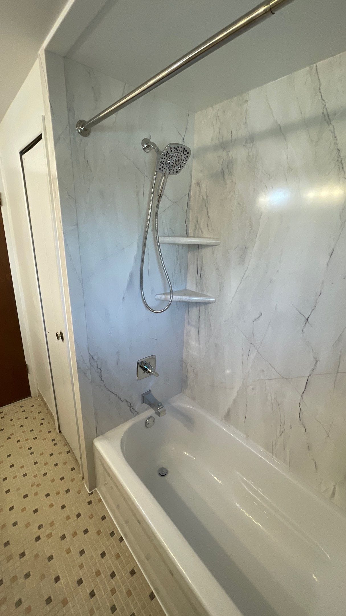 New Bathtub Installation, Mandale Dr, Sterling Heights, MI 48312