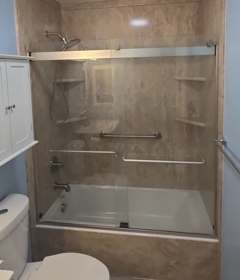 Bath & Shower Combo, W Montebello Ave • Glendale, AZ 85303