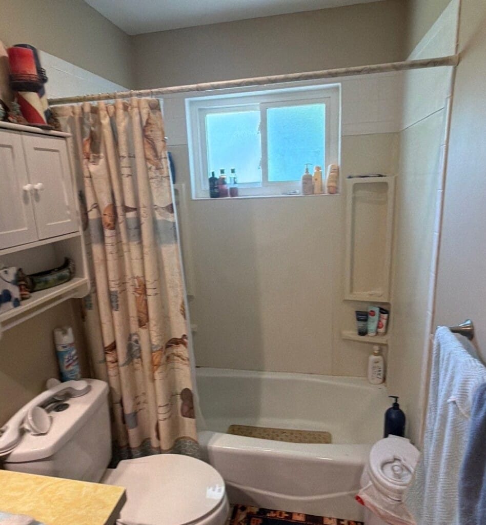 Before - Tub To Shower Conversion, East 152nd Circle, Olathe, KS 66062
