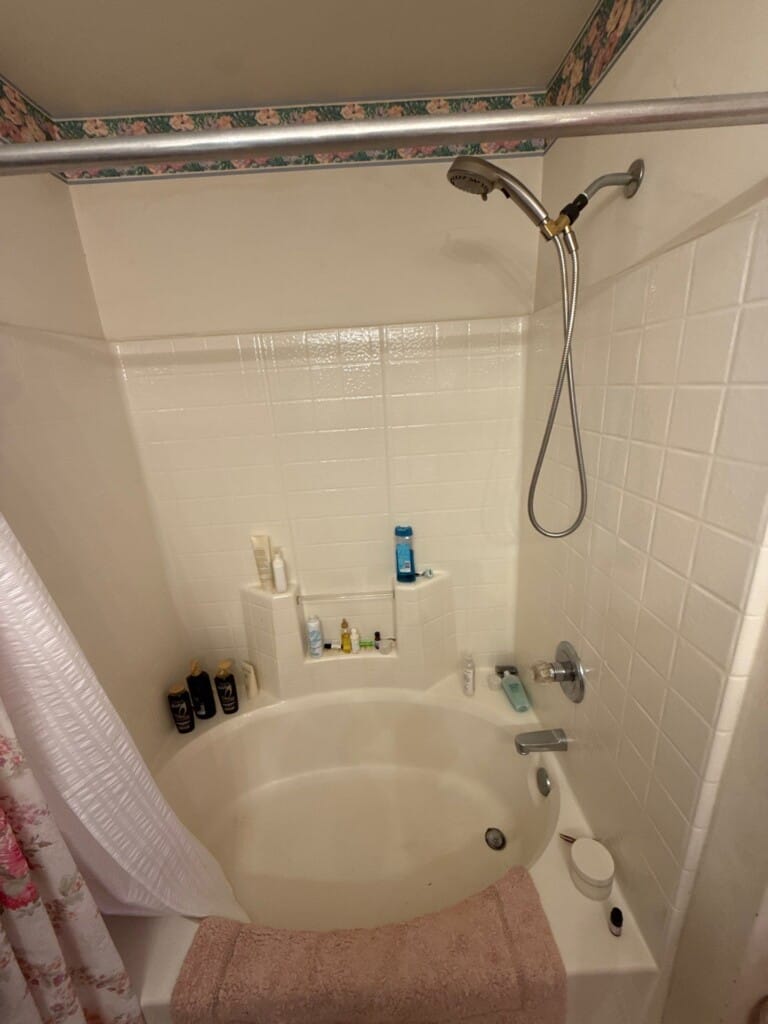 Before - Tub To Shower Conversion, Somerset Farms Dr, Nashville, TN 37221