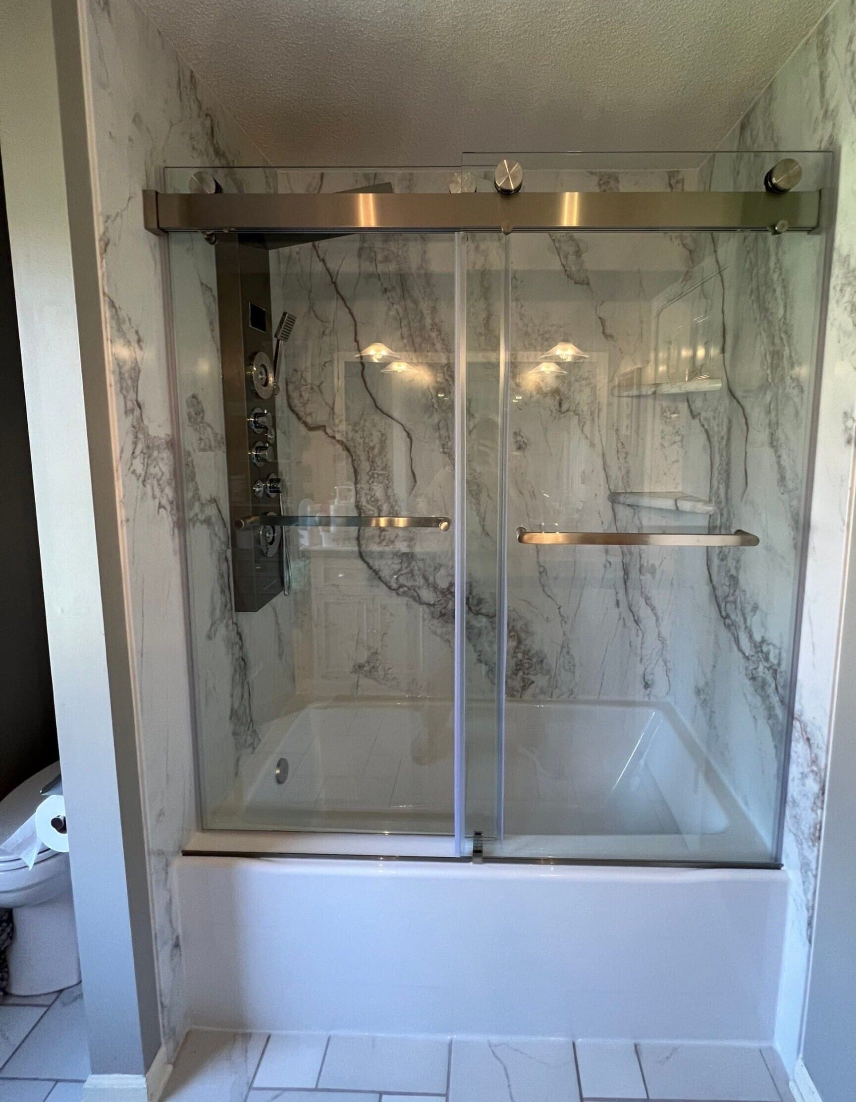 New Bathtub Installation, Oakview, Shawnee, KS 66216